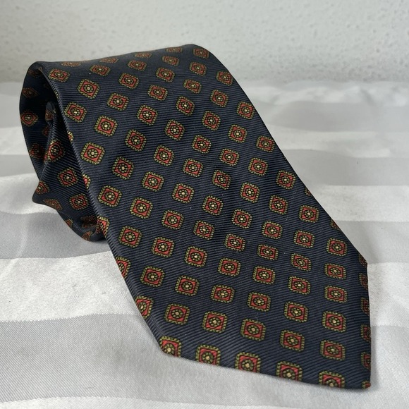 Brooks Brothers Makers All Silk Neck Tie Oval Geometric 57 X 3.5" Inches Black - Picture 1 of 5